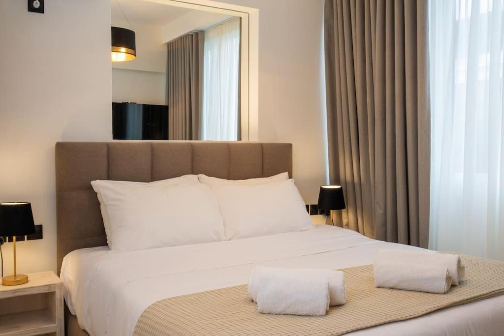 Dema Luxury Suites - Perikleous E6 Atena Exterior foto