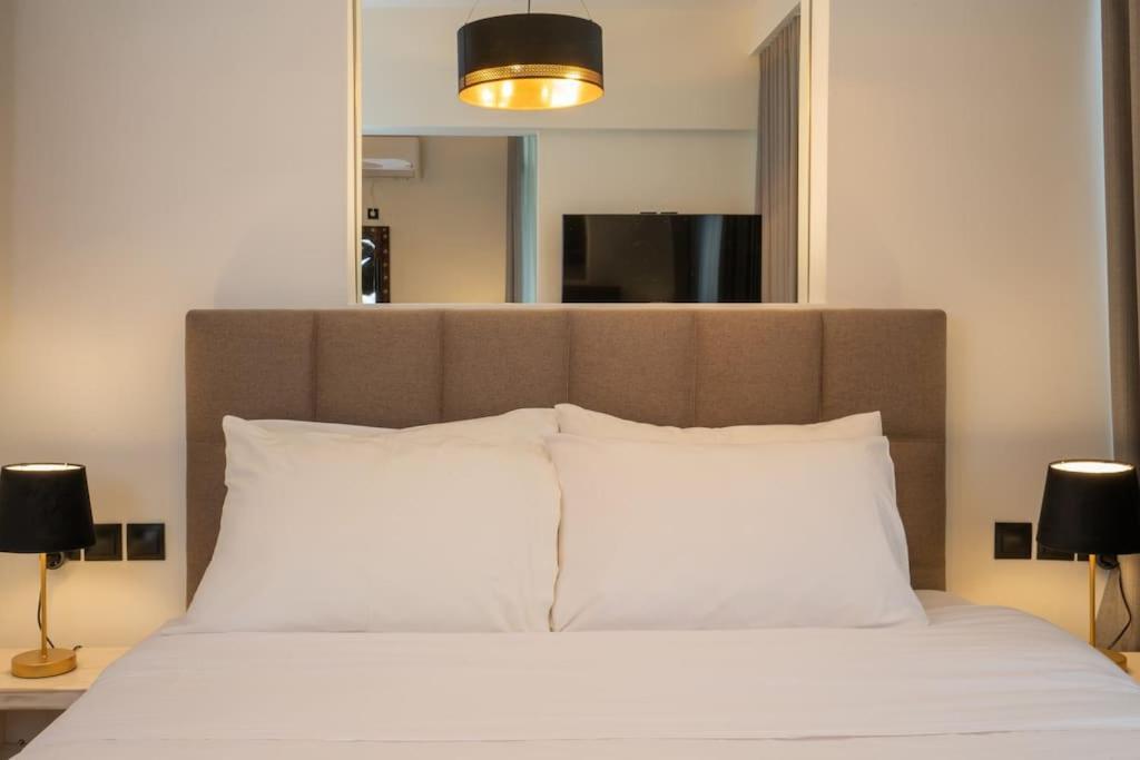 Dema Luxury Suites - Perikleous E6 Atena Exterior foto