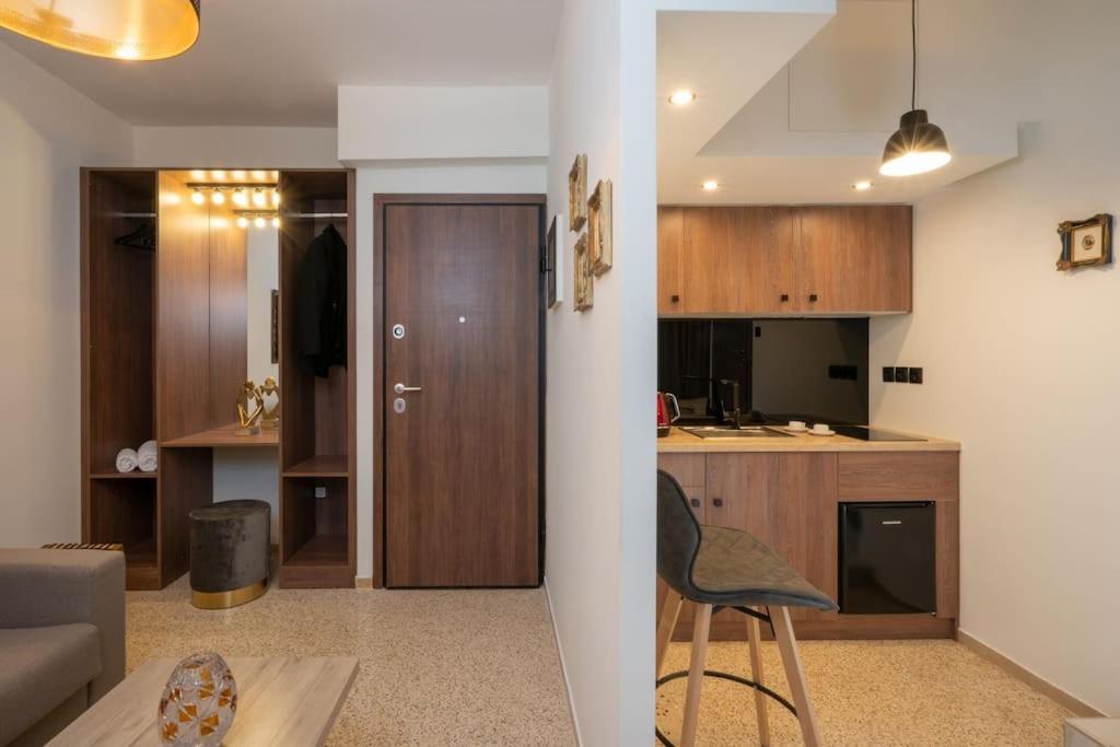 Dema Luxury Suites - Perikleous E6 Atena Exterior foto